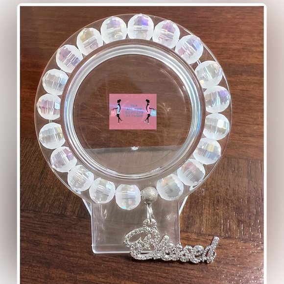 Beautiful iridescent Bracelet - Picture 1 of 2